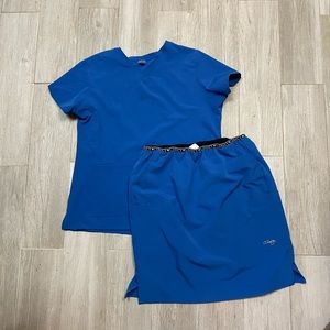 C. Saucy Women’s Scrub Skirt and Scrub Top set size L
